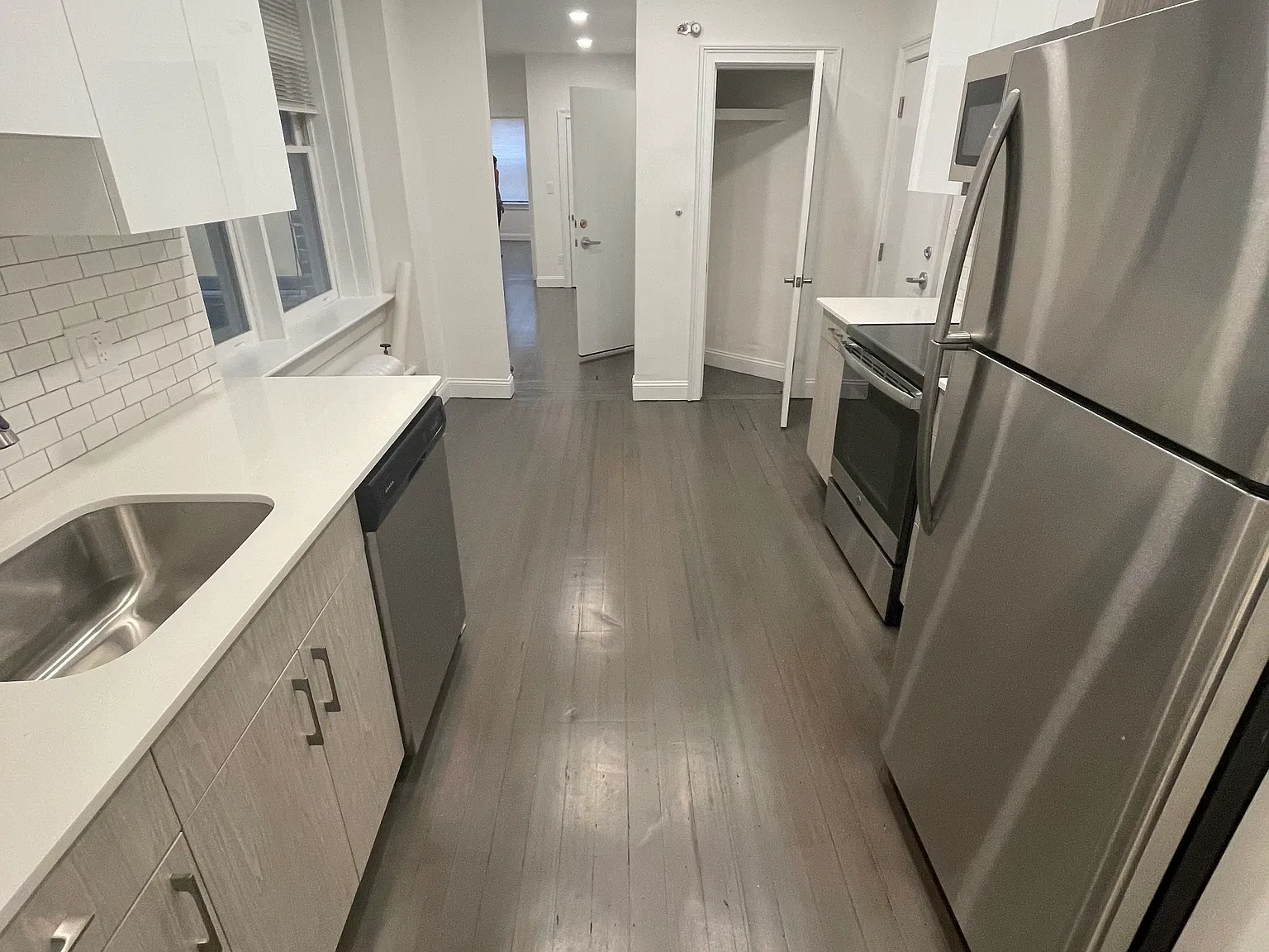 1 bed, 550 sqft, $2,900 — Photo 4