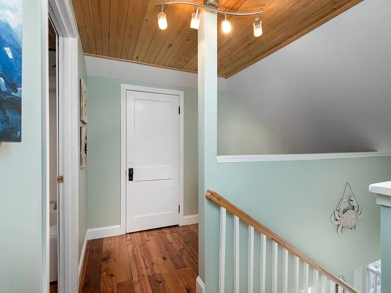 17 Tunis Ave #17 — Photo 18