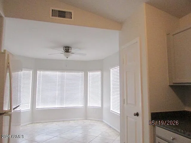 5763 W Freeway Ln — Photo 4