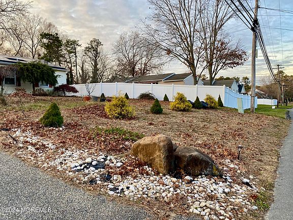 4th image of 901 Cumberland Boulevard