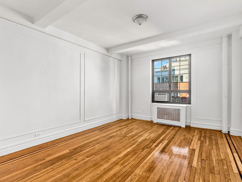 1st image of 208 W 23rd St APT 1203