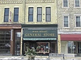 302 Main St, Racine, WI 53403