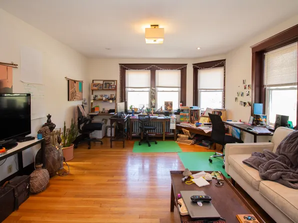 55 Franklin St #1, Brookline, MA 02445