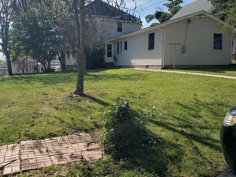 343 E Main St #B — Photo 9