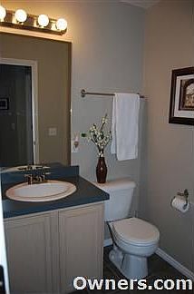 3.5 bathrooms