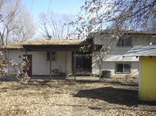 607 N Redbarn Ln, Wichita, KS 67212