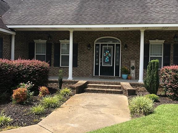 3rd image of 104 Vixenhill Dr