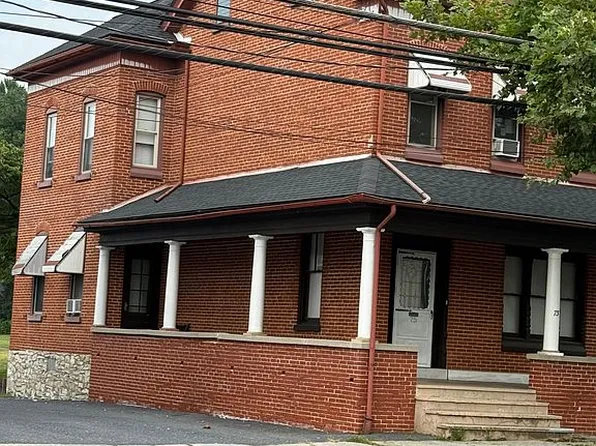 75 E Penn Ave, Wernersville, PA 19565