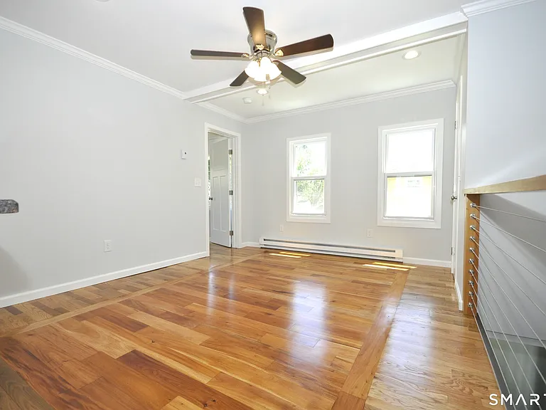 17 Hough St — Photo 10