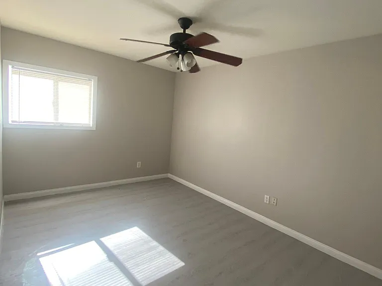 1460 Obispo Ave #D — Photo 9