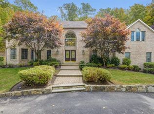 24 Douglas Dr, Sparta, NJ 07871