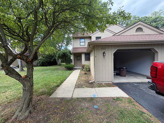 2nd image of 2765 Sweetbriar Ct