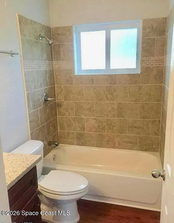 2 bed, 1.0 bath, 1206 sqft, $2,000 — Photo 3