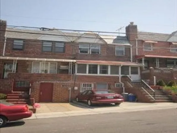 5211 74th St, Elmhurst, NY 11373