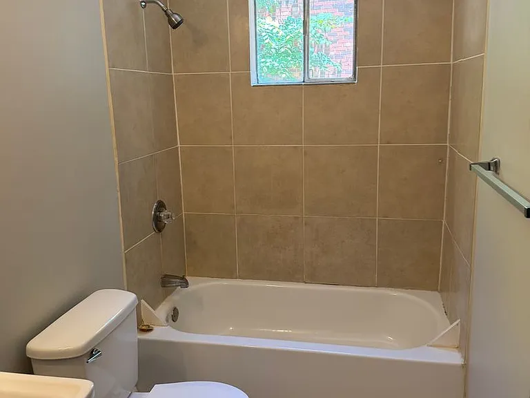 105 N Cleveland Ave — Photo 6