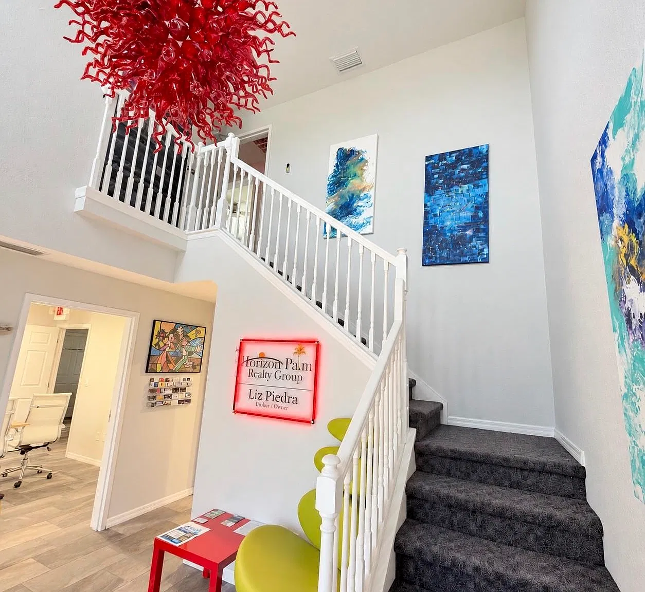 Studio, 896 sqft, $1,800 — Photo 3