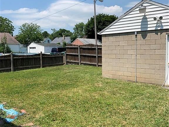 3rd image of 3030 Orleans Ave