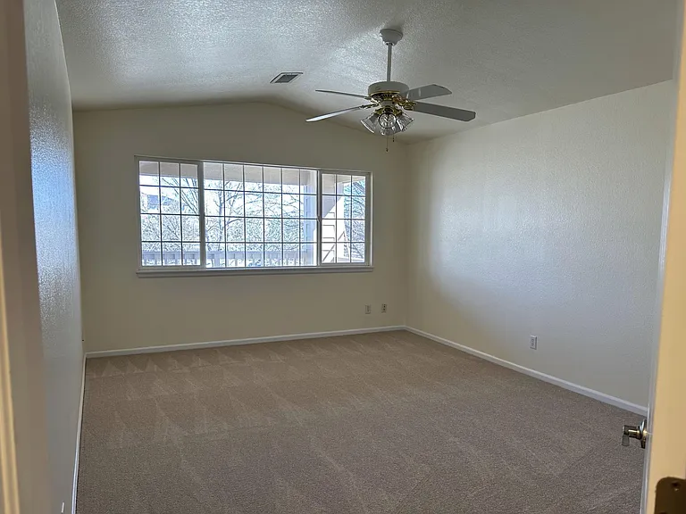 2865 Whitetail Cir — Photo 9
