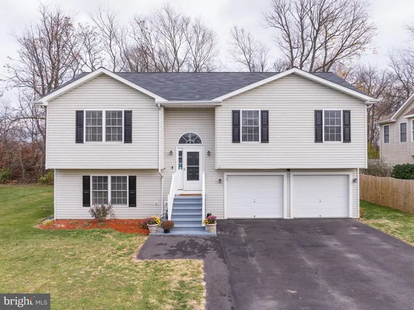 255 Good Dr, Martinsburg, WV 25405
