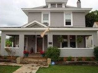 21 Patterson St, White Sulphur Springs, WV 24986