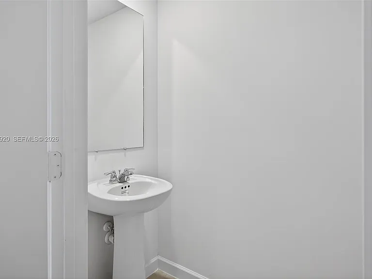 4981 Peacock Way — Photo 6