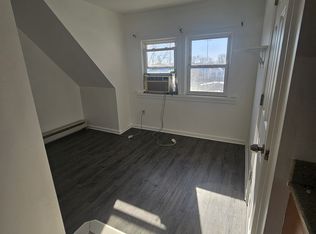 10 Glennon Pl #3, West Orange, NJ 07052
