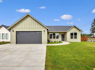 102 W Oak St, Yacolt, WA 98675