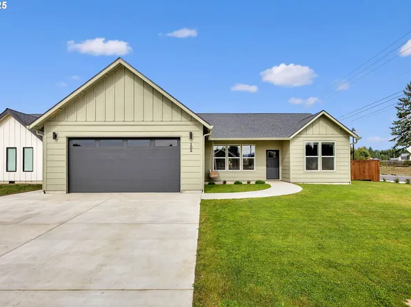 102 W Oak St, Yacolt, WA 98675