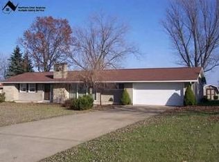 238 S Kansas Rd, Orrville, OH 44667