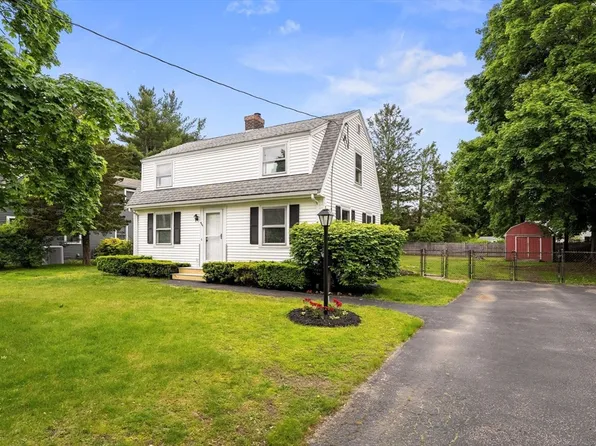 464 Ralph Talbot St, Weymouth, MA 02190