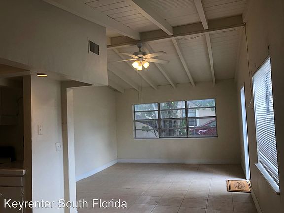 4th image of 1609 NW 15th Pl