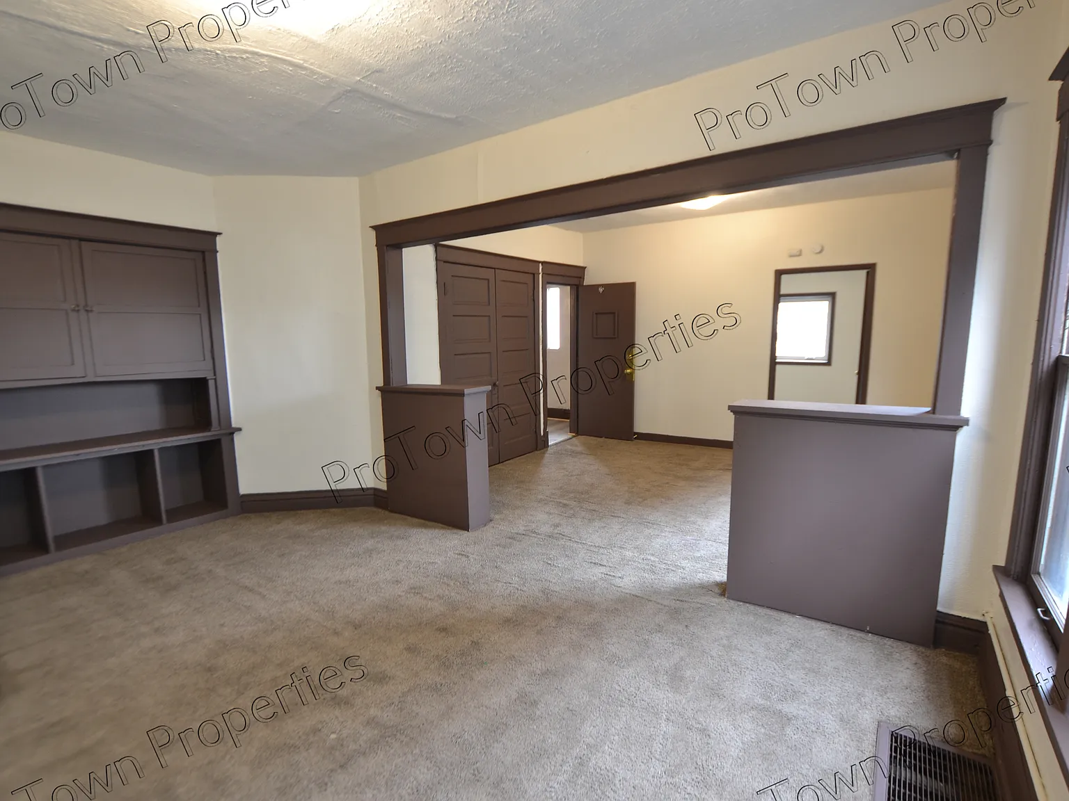 2 bed, 1.0 bath, 864 sqft, $1,095 — Photo 3