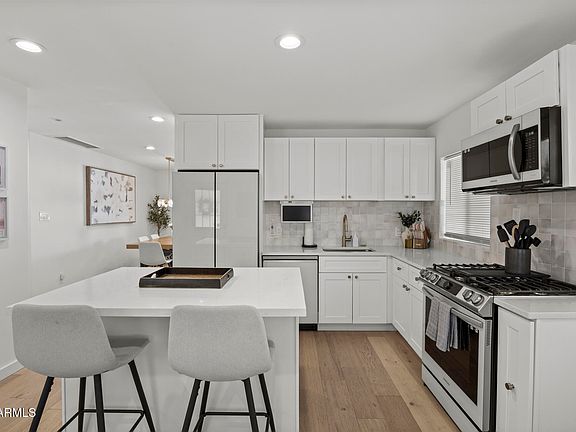 5th image of 7736 E AVALON Drive