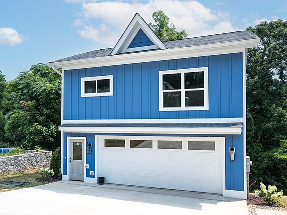 2nd image of 406 N Seminole Dr #102