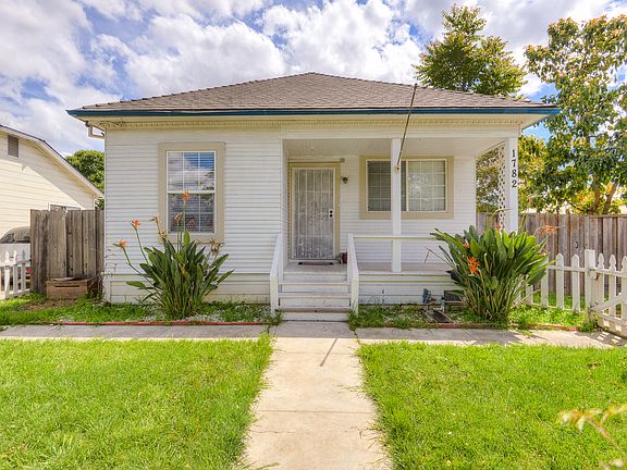 2nd image of 1782 E San Antonio St
