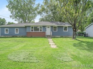 5125 Greenacres Dr SE, Kentwood, MI 49548