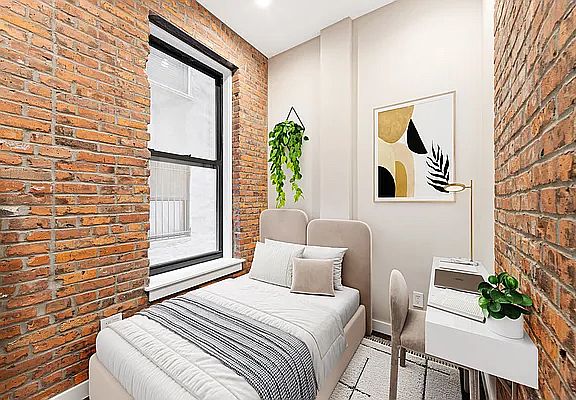 5th image of 110 E 1st St #1A