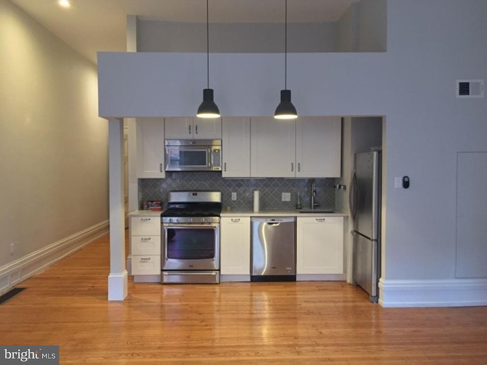 1st image of 1534 Pine St #3F0