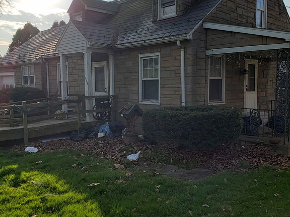 3rd image of 427 Saint James Ave