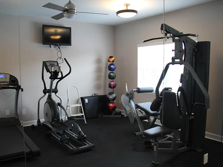 Bluff View at Northside Apartments — Photo 21