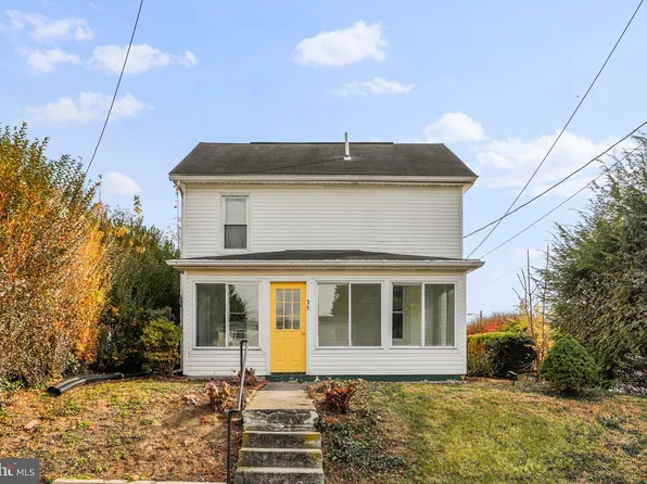 315 Park St, Waynesboro, PA 17268
