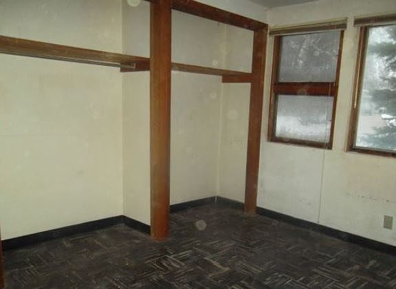 4th image of 5665 N River Forest Dr