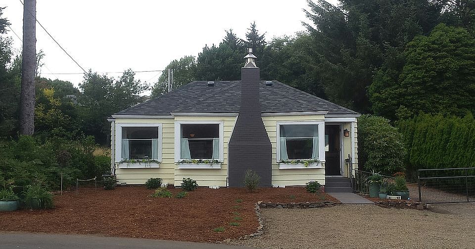 1st image of 1841 NE 7th Dr