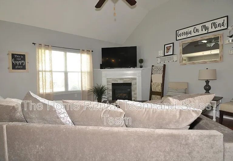 156 Cottonham Ct — Photo 7