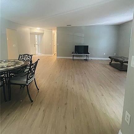 2nd image of 5229 Brisata Cir APT H