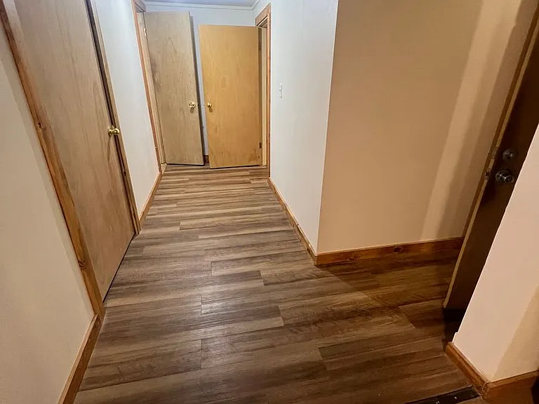 20 W Melgaard Rd — Photo 3