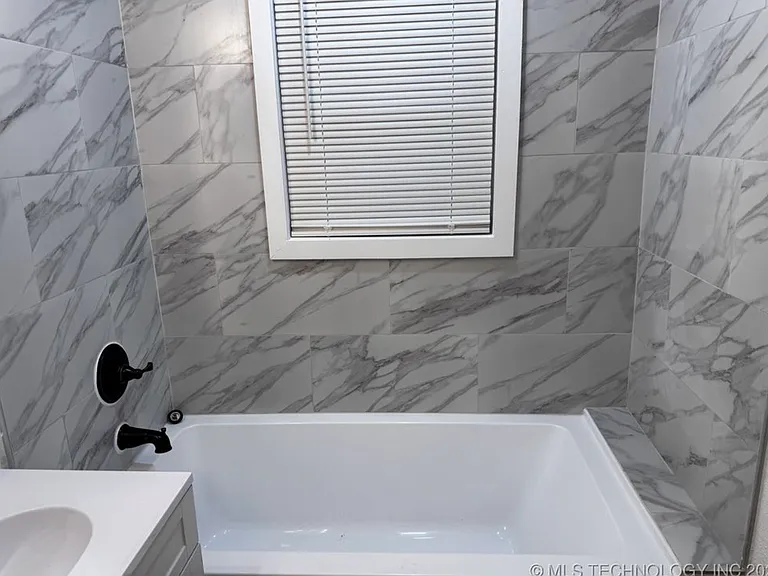 730 N Delaware Pl — Photo 18