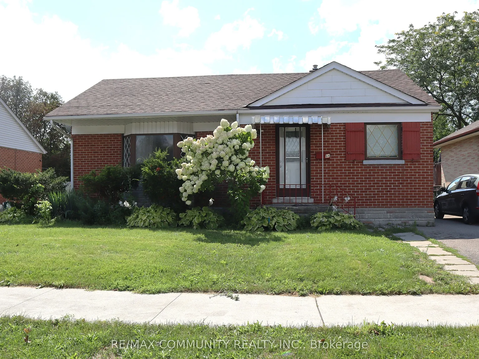 4 bed, $2,895 — Photo 1