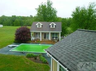 8476 Cedar Grove Rd, Cross Plains, TN 37049