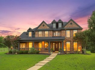 104 W Carruth Ln, Double Oak, TX 75077